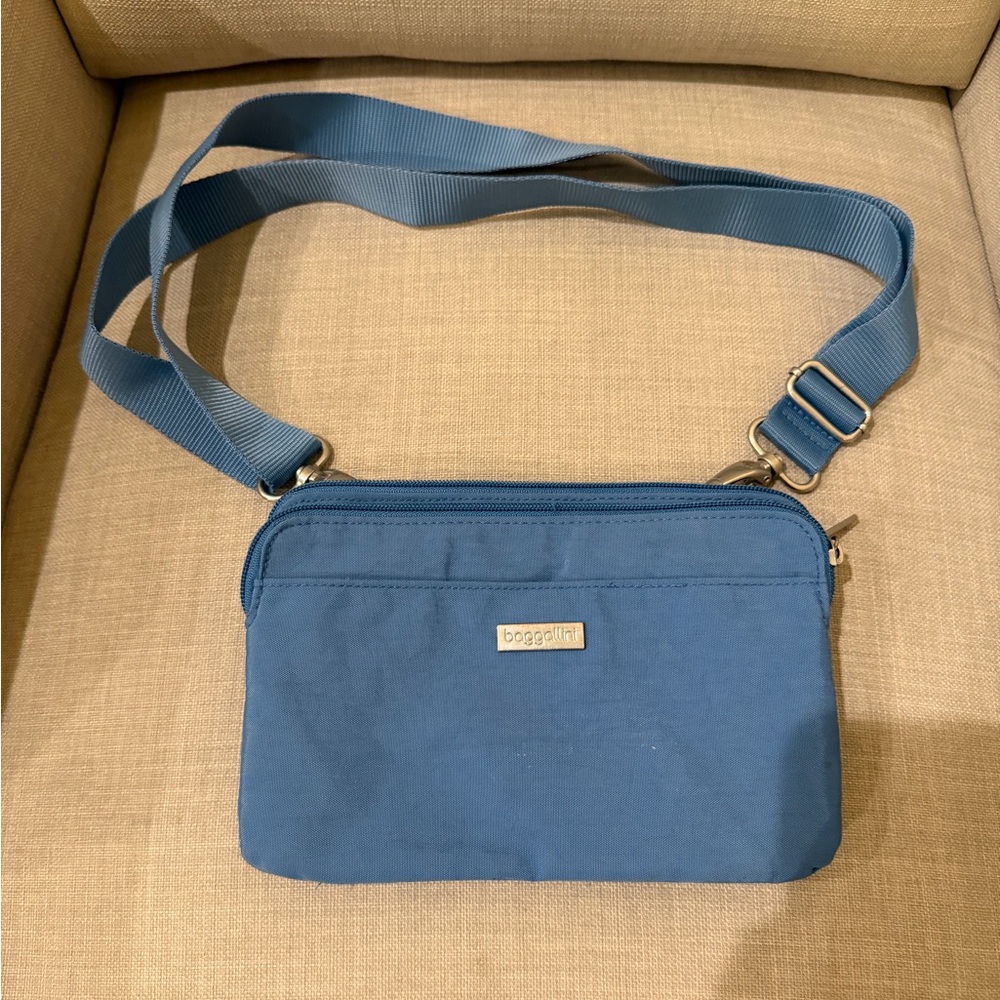 Baggallini Blue Pink Waist Convertible Crossbody Fanny Pack Bag